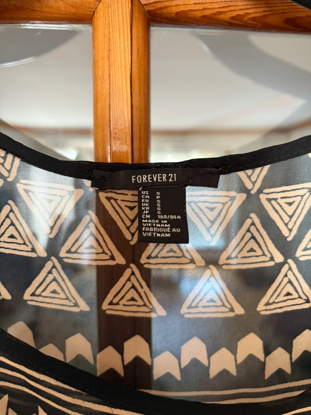 Forever 21 geometric print sleeveless high -low top - photo 2