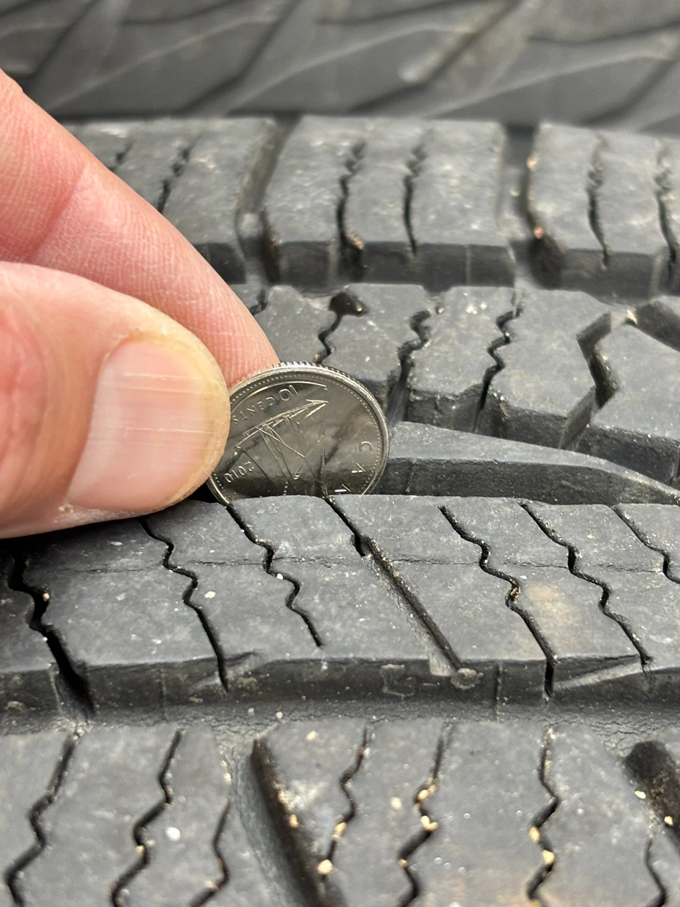 Set of 4 Used Tires 235/65R17 - photo 3