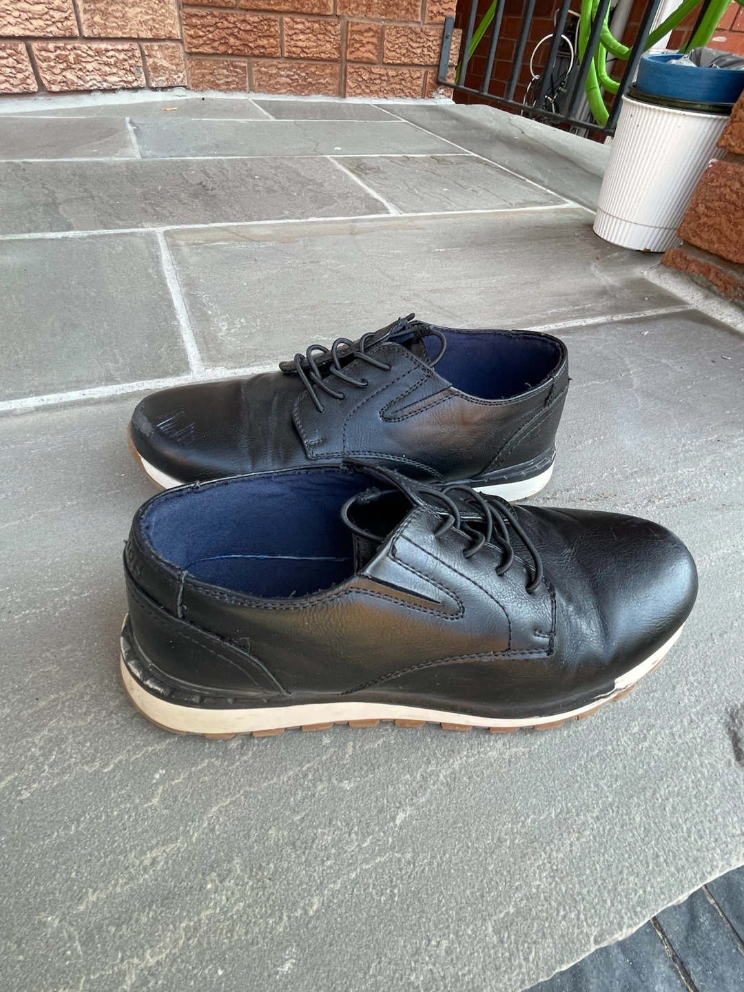 Kenneth Cole Black Casual kid's Shoes size 4 - photo 2