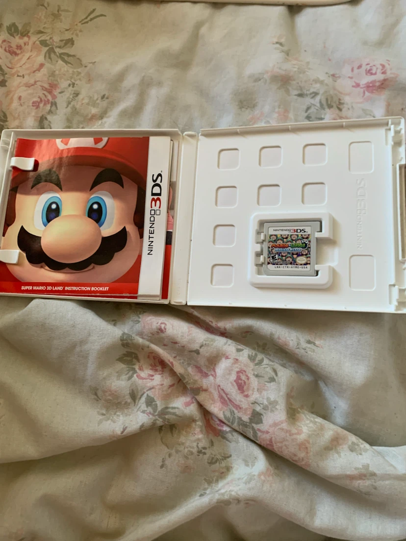 Super Mario 3D Land for Nintendo 3DS - photo 3