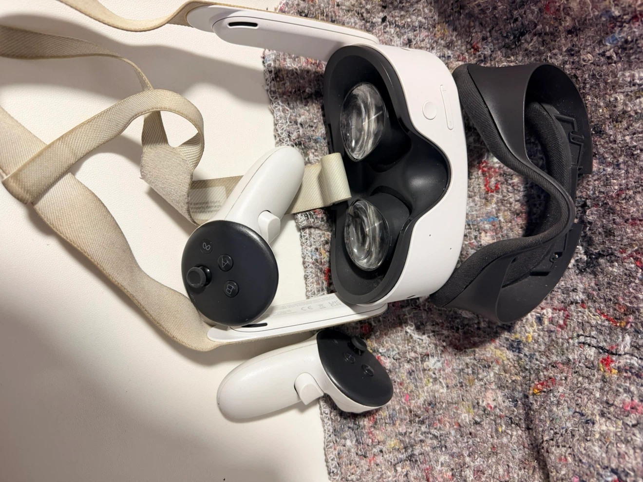 Meta Quest 3 VR Headset and Controllers