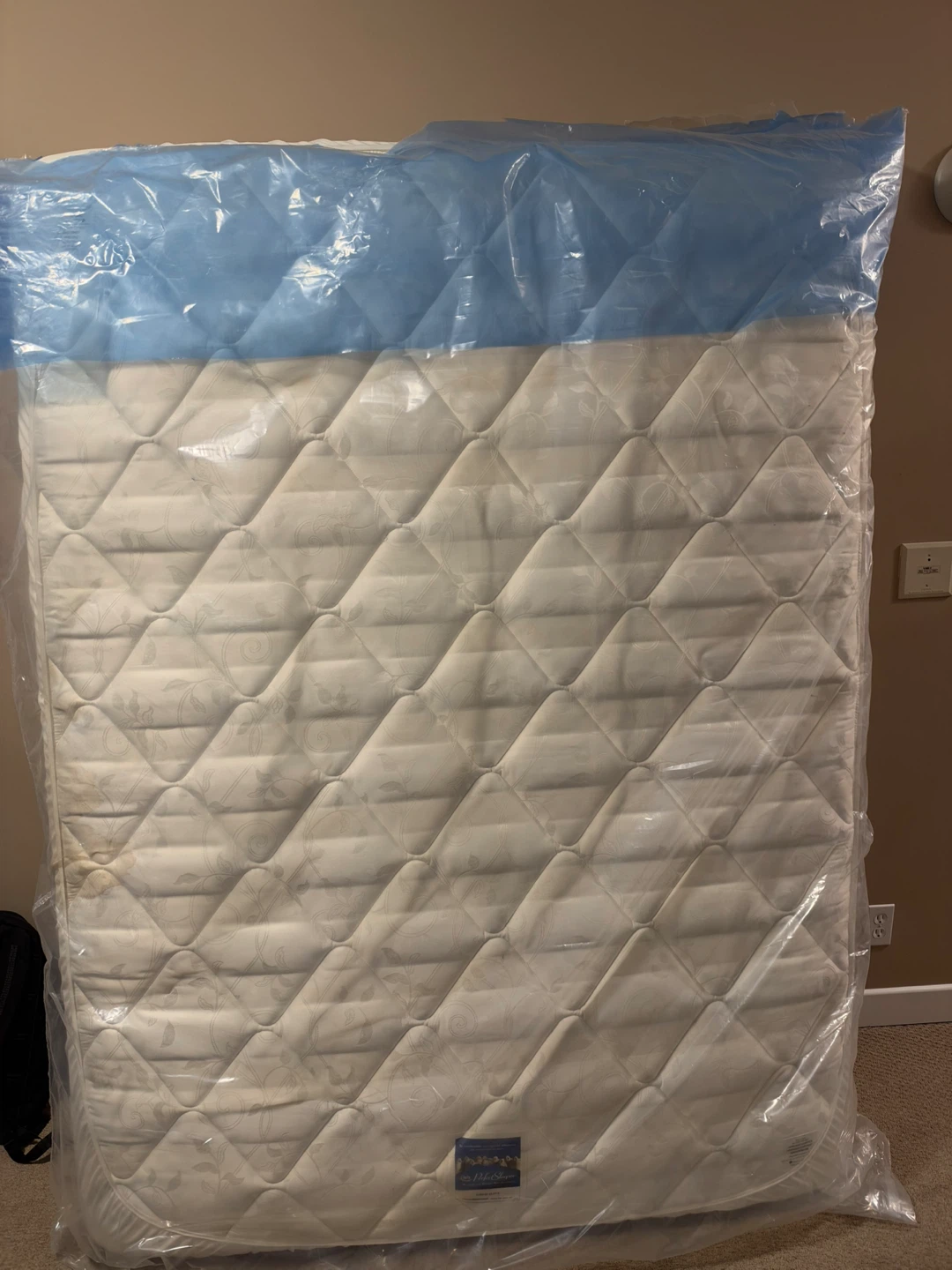 Serta Perfect Sleeper Mattress - Queen Size
