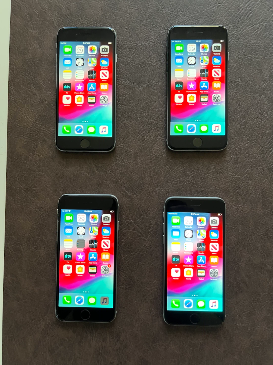 Set of 4 Apple iPhone 6 64GB Silver