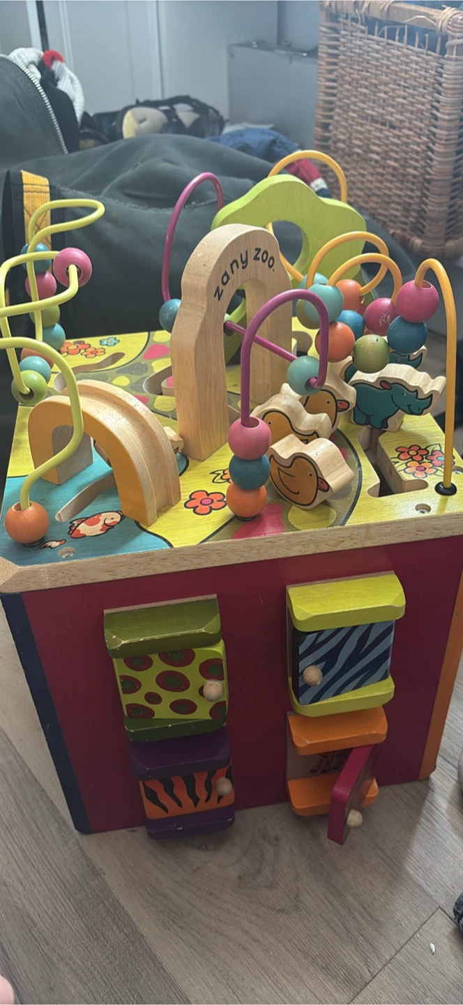B. Toys Zany Zoo Activity Cube - photo 2