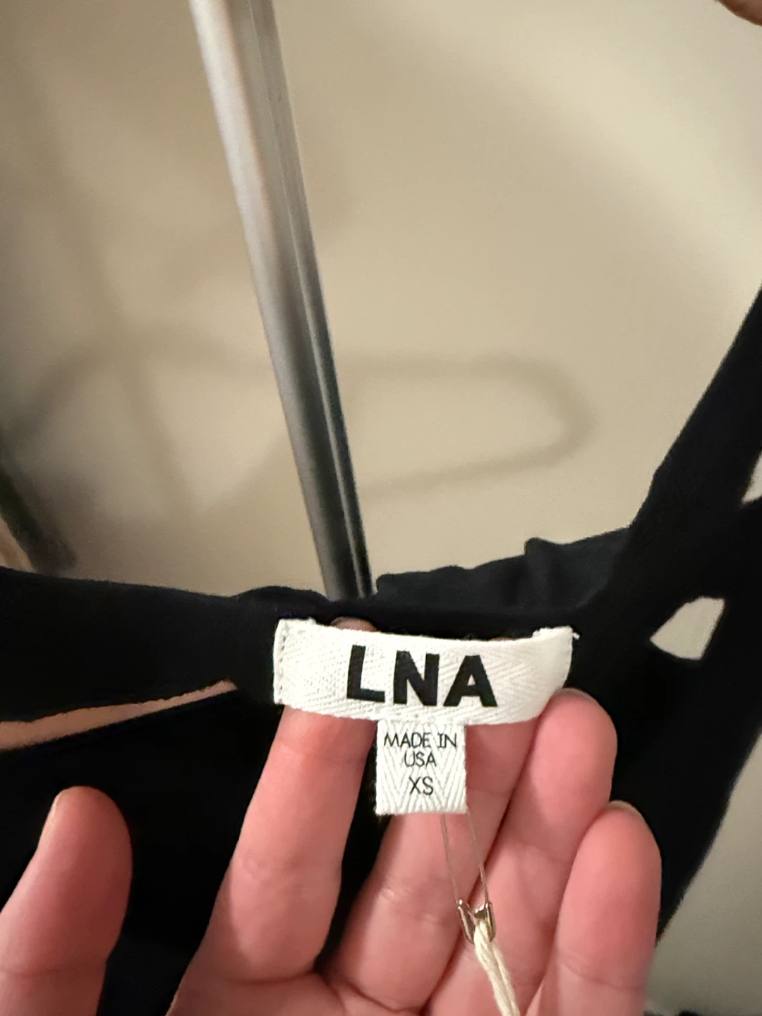 LNA women’s cropped cut out tank top black size XS - photo 4
