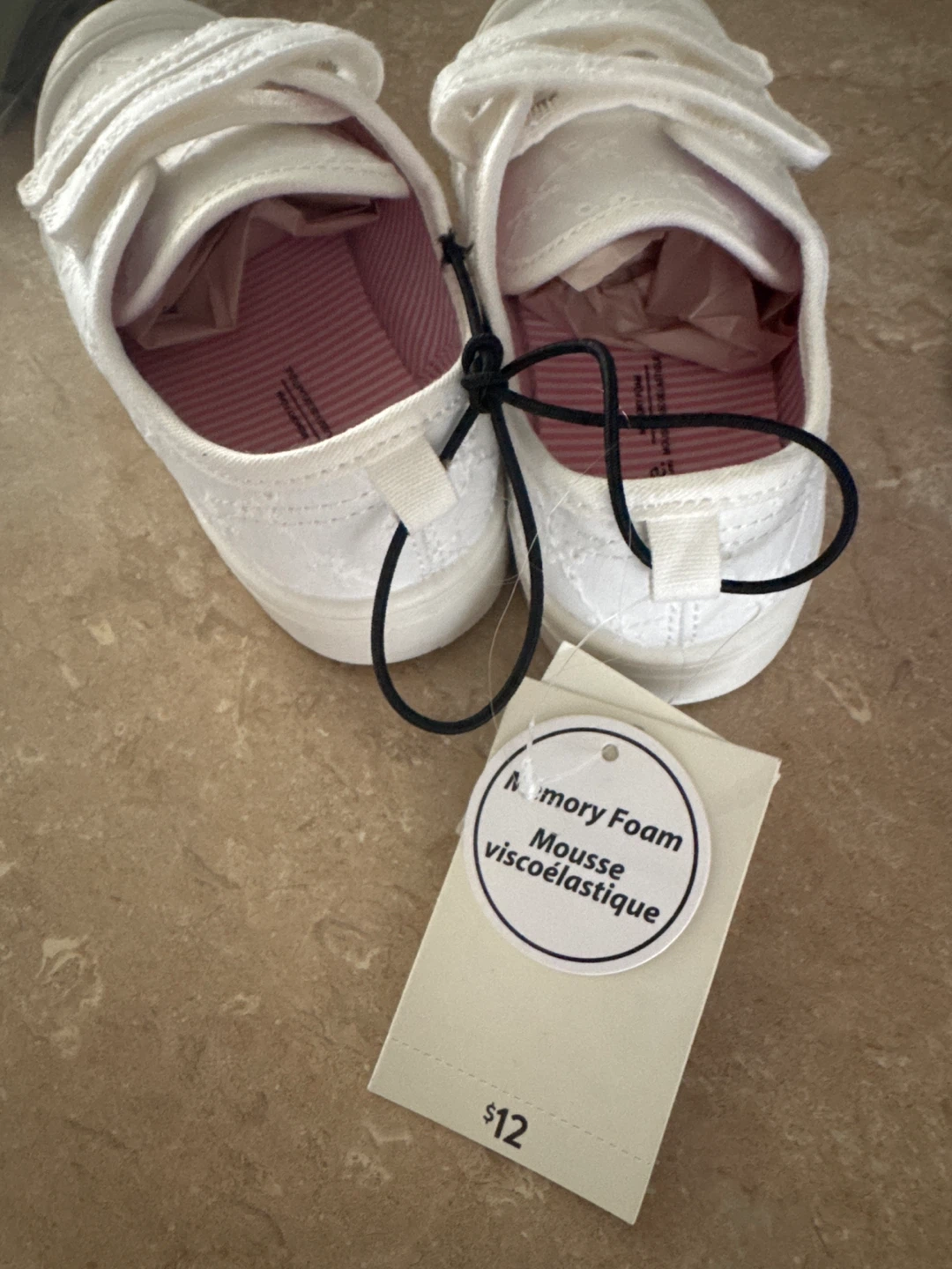 George Kids White Sneakers Size 11 - photo 2