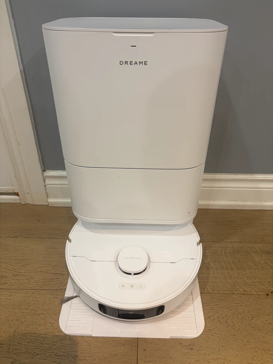 Dreame E30 Ultra Robot Vacuum & Mop – 2025 Model