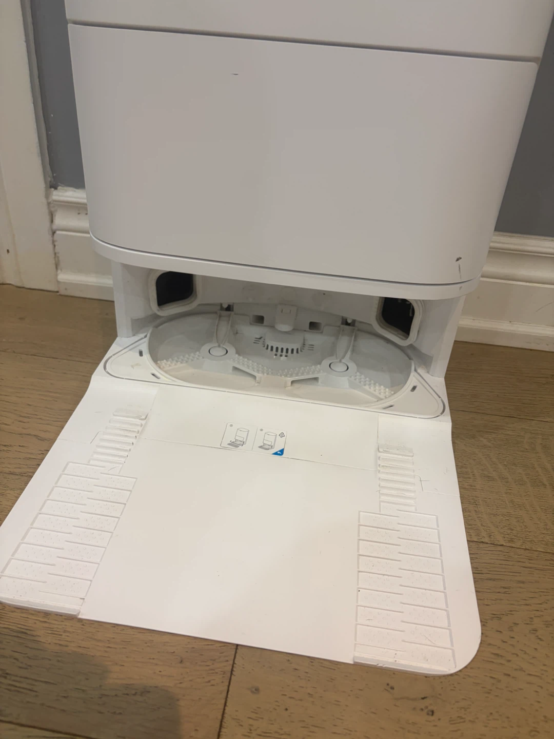 Dreame E30 Ultra Robot Vacuum & Mop – 2025 Model - photo 5