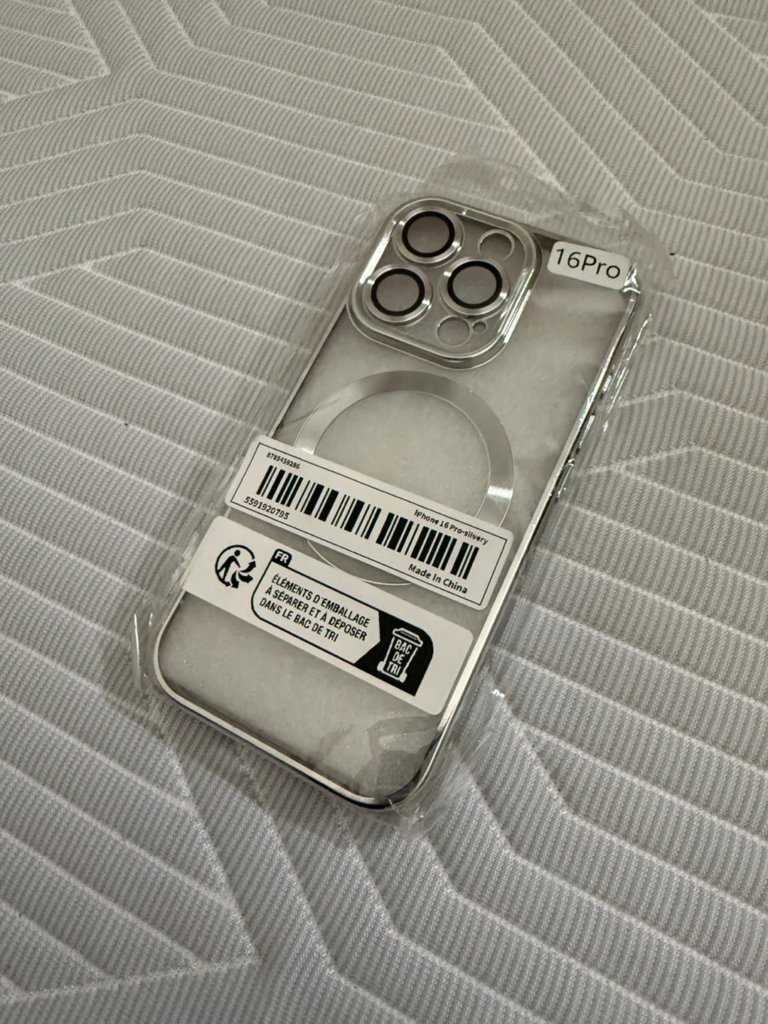 iPhone 16 Pro Clear MagSafe Case with Metallic Silver Edges