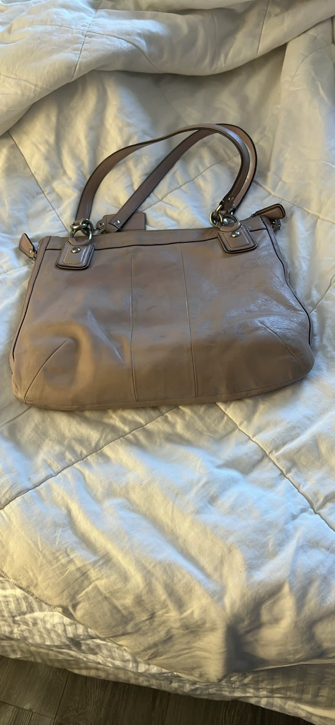 Coach Leather Shoulder Bag - photo 2