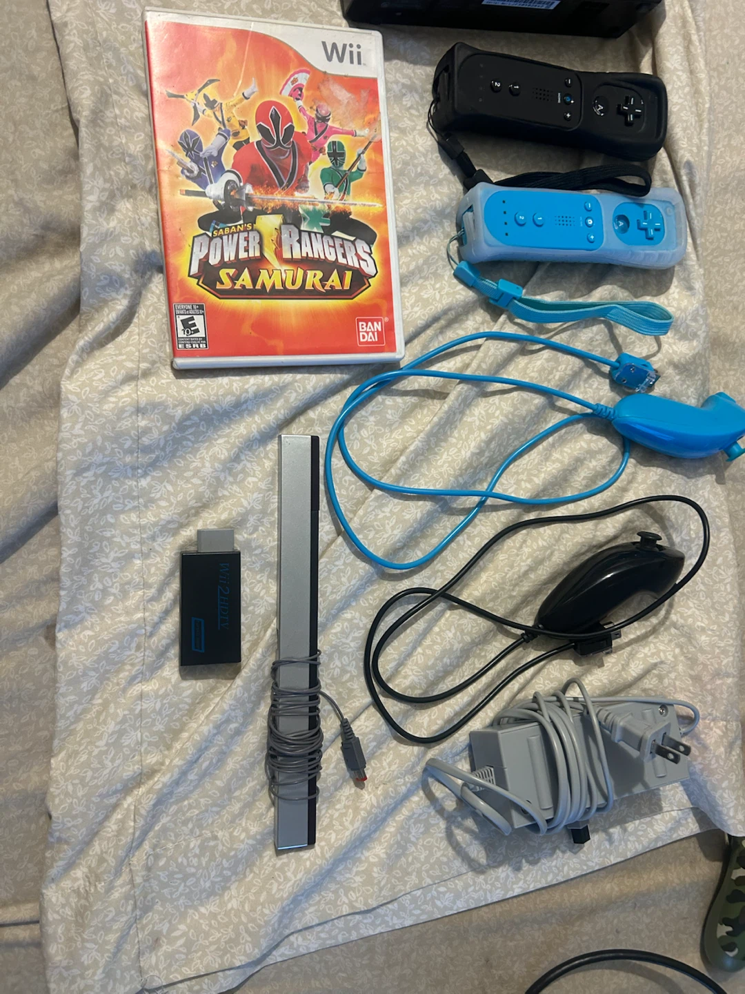 Nintendo Wii Console Set with Power Rangers Game - photo 4