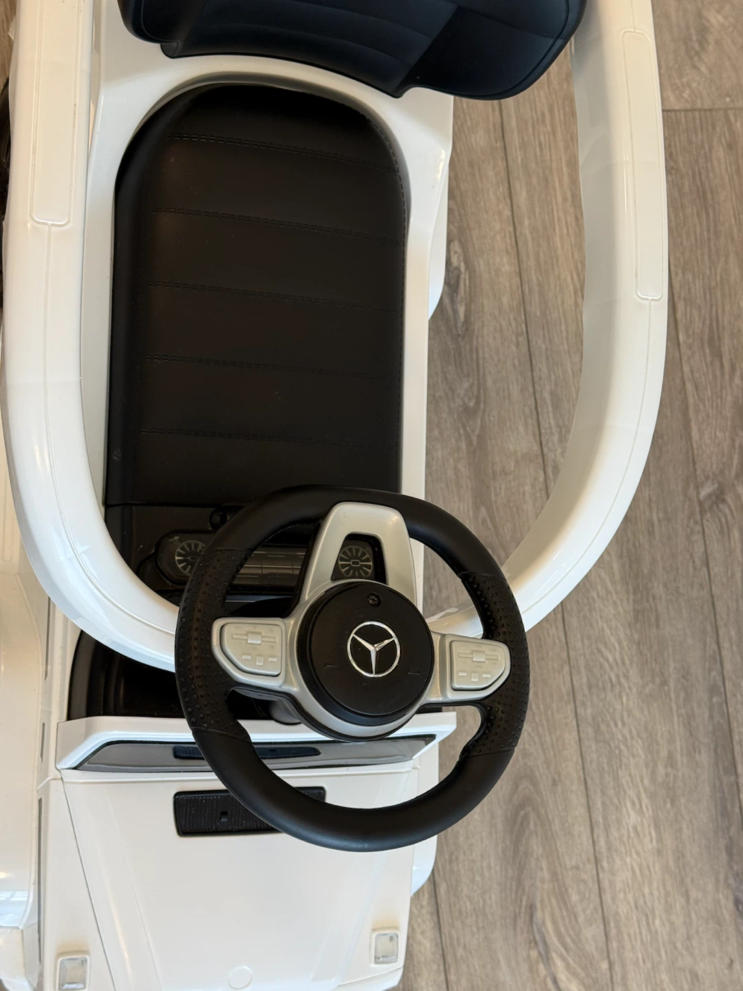 Toddler Mercedes-Benz walking car / sliding car - photo 2