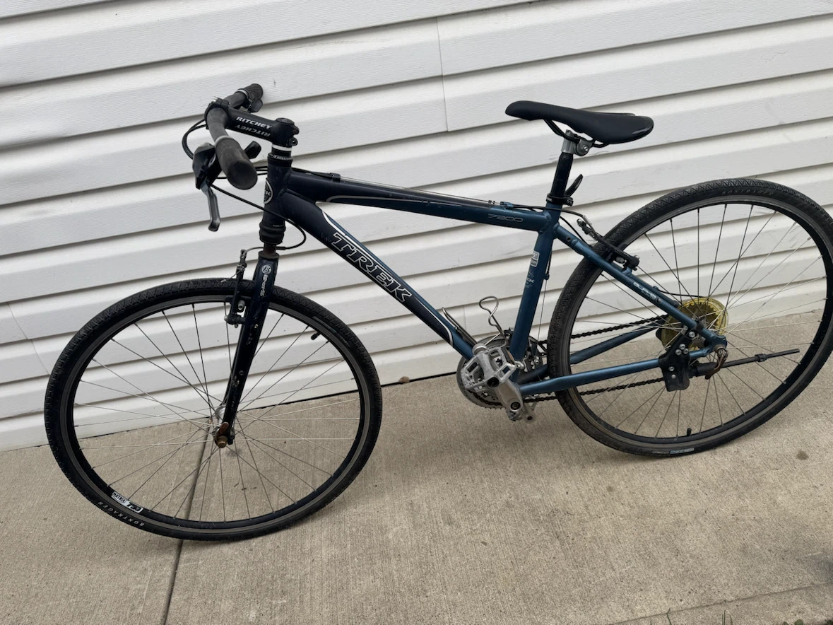 Trek Aluminum Hybrid Bike