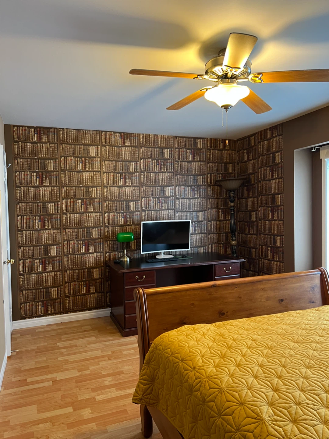 2 Rooms in Upper Level Argentia/Tenth Line/Derry Move November 1 - photo 2