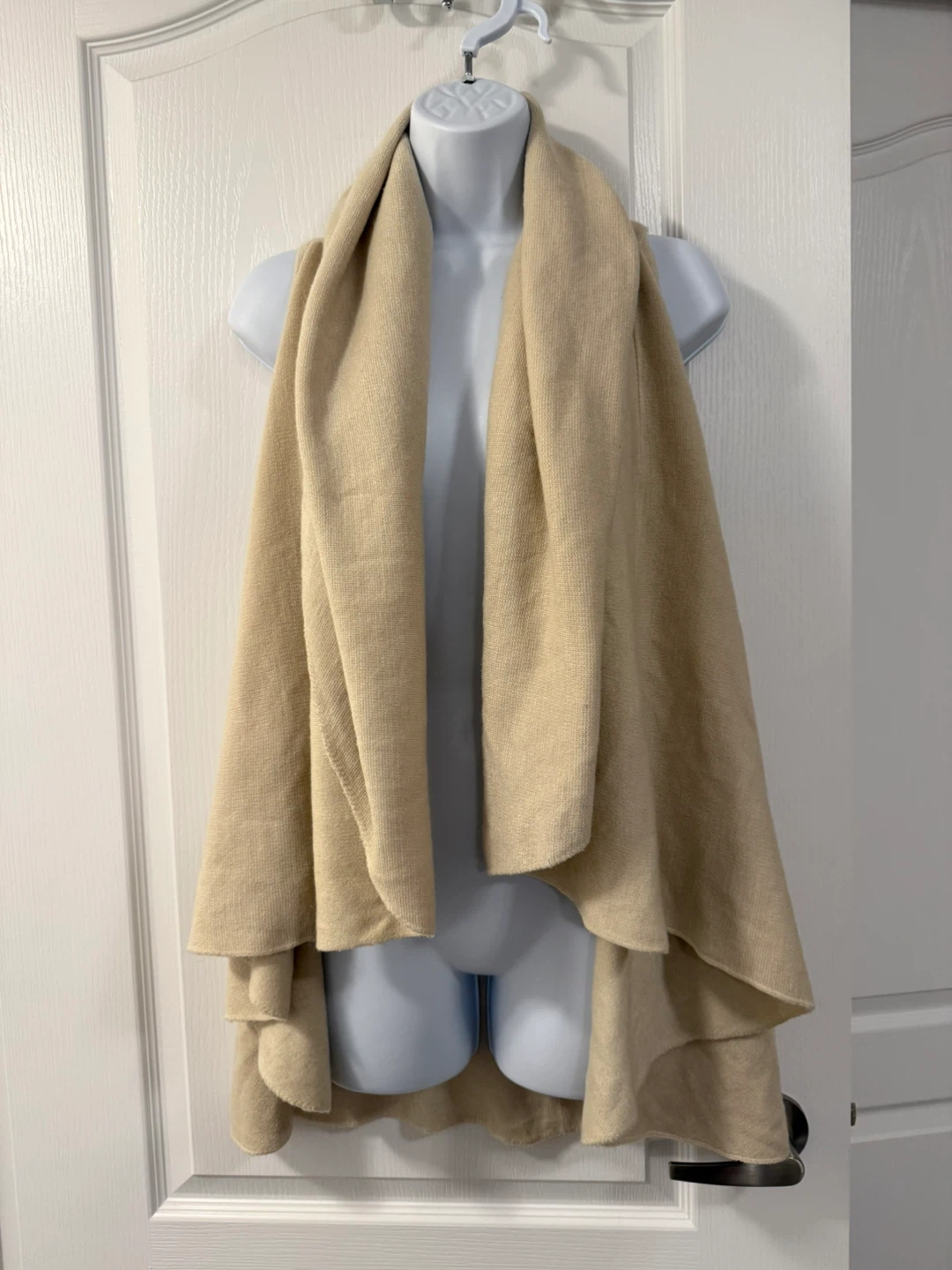 Y2K Women’s Look Beige Knit Drape Vest Cardigan Sweater - photo 2