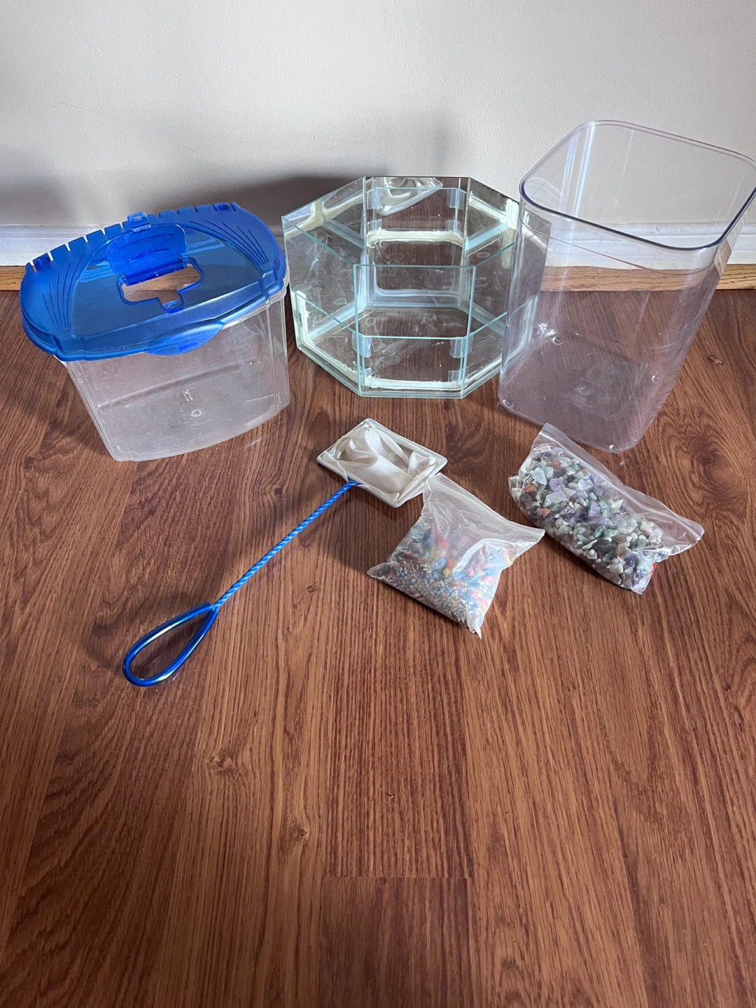Assorted Small Pet Tanks and Accessories
