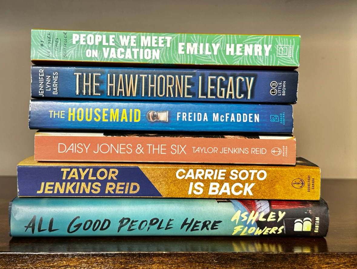 6 Books 📚