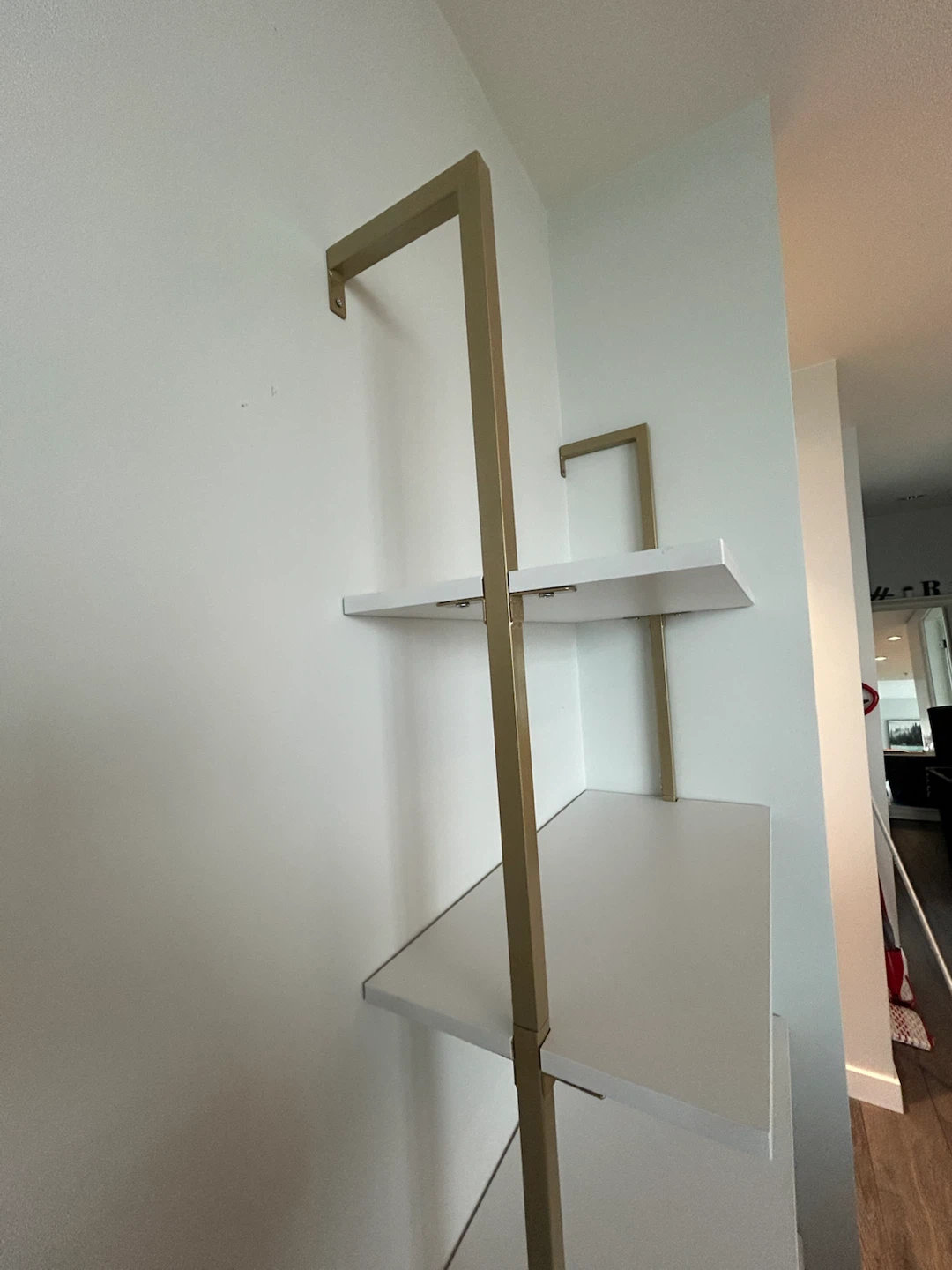 Modern White & Gold 5-Tier Bookshelf / Display Shelf - photo 2