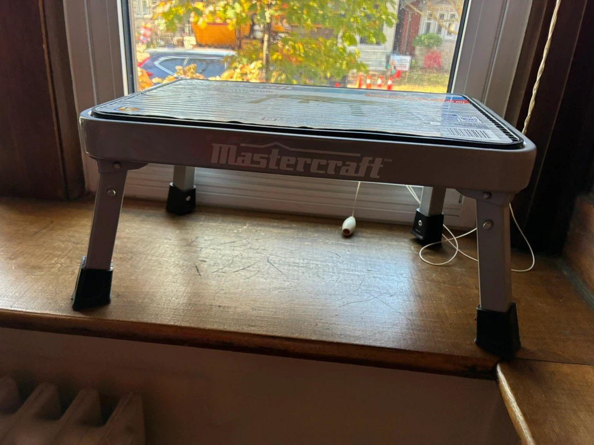 $20 new Folding Steel Step Stool mobility aid East York - photo 3