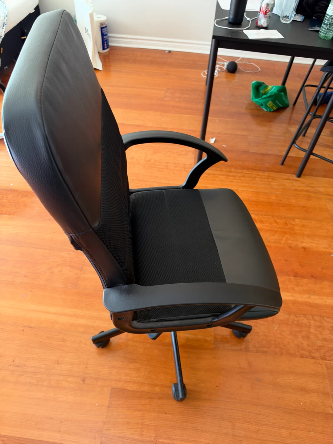 Black Office Chair with Armrests – Swivel, Adjustable Height - photo 3