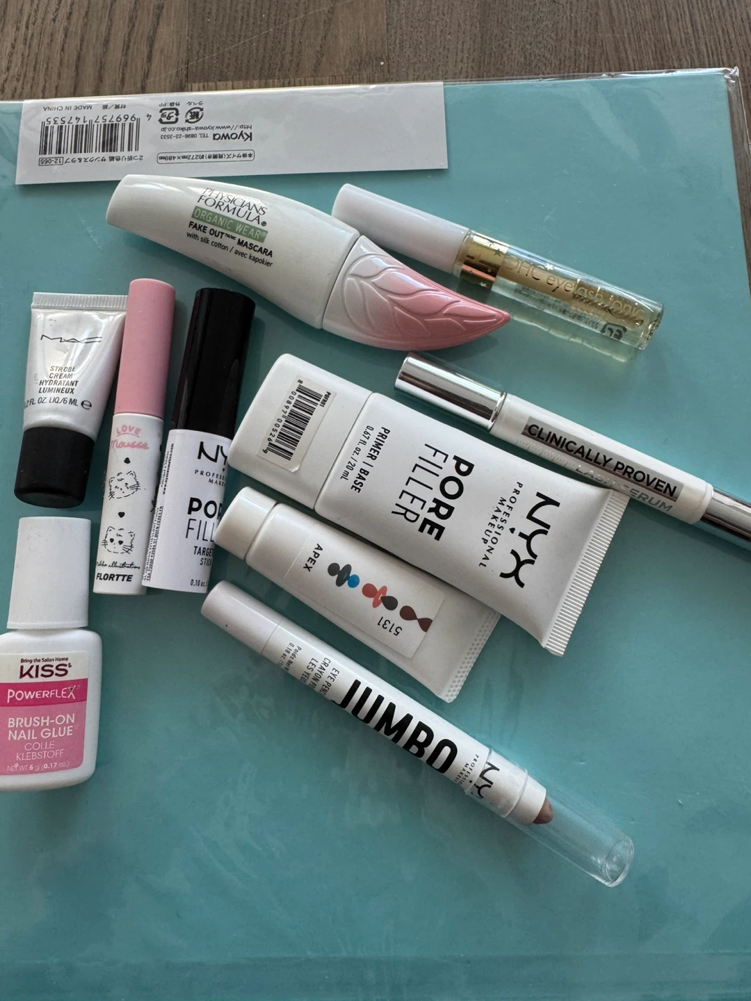 Assorted Makeup and Beauty Product Bundle - photo 3