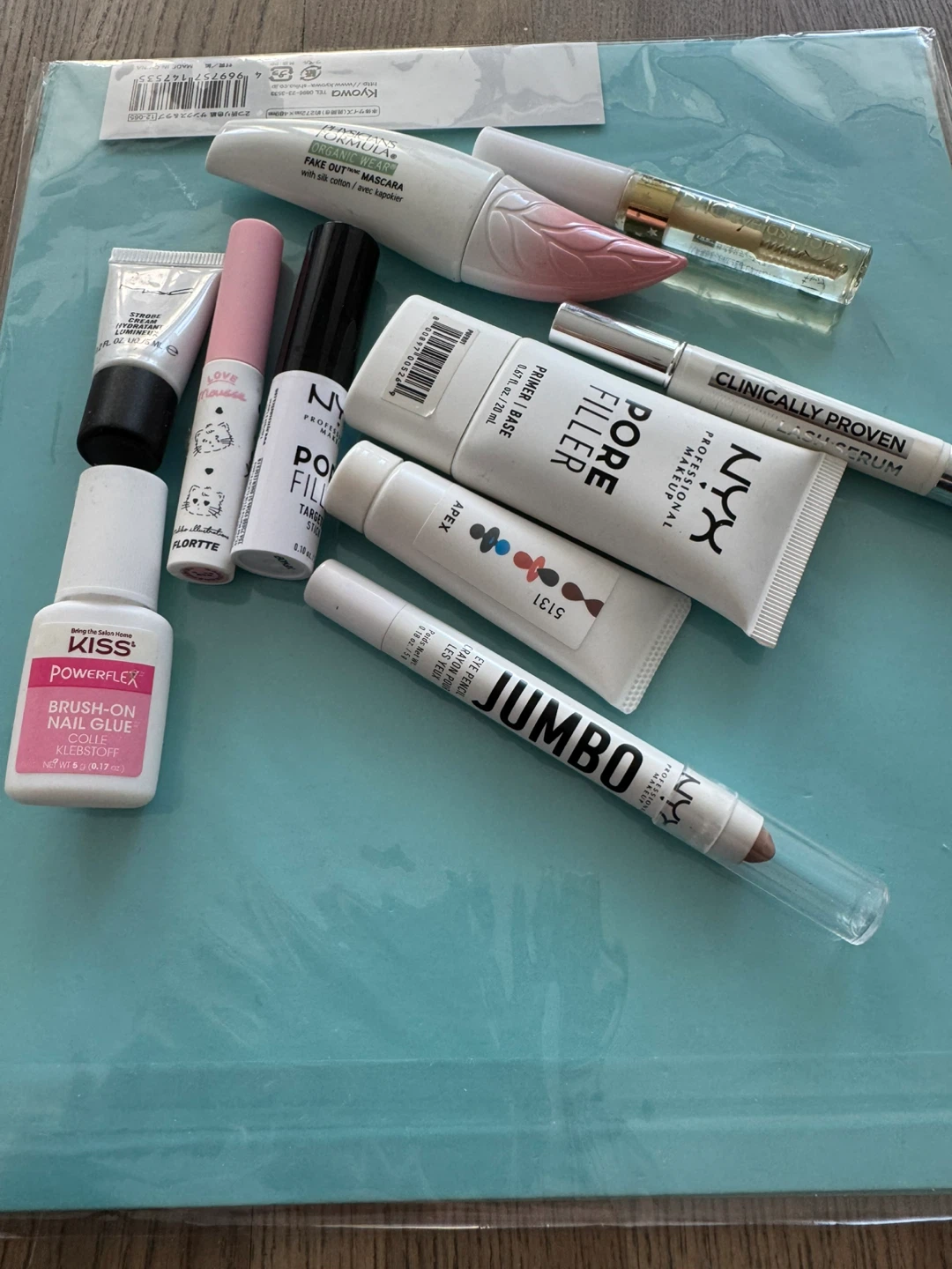 Assorted Makeup and Beauty Product Bundle - photo 5