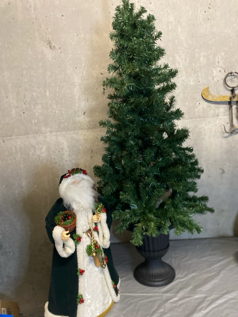 Artificial Christmas Tree with Urn Base and