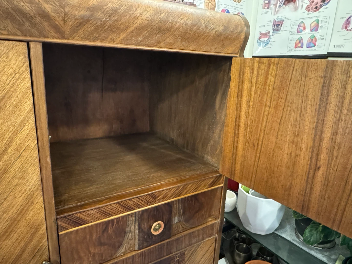 Vintage 1930’s Art Deco Wardrobe - photo 4