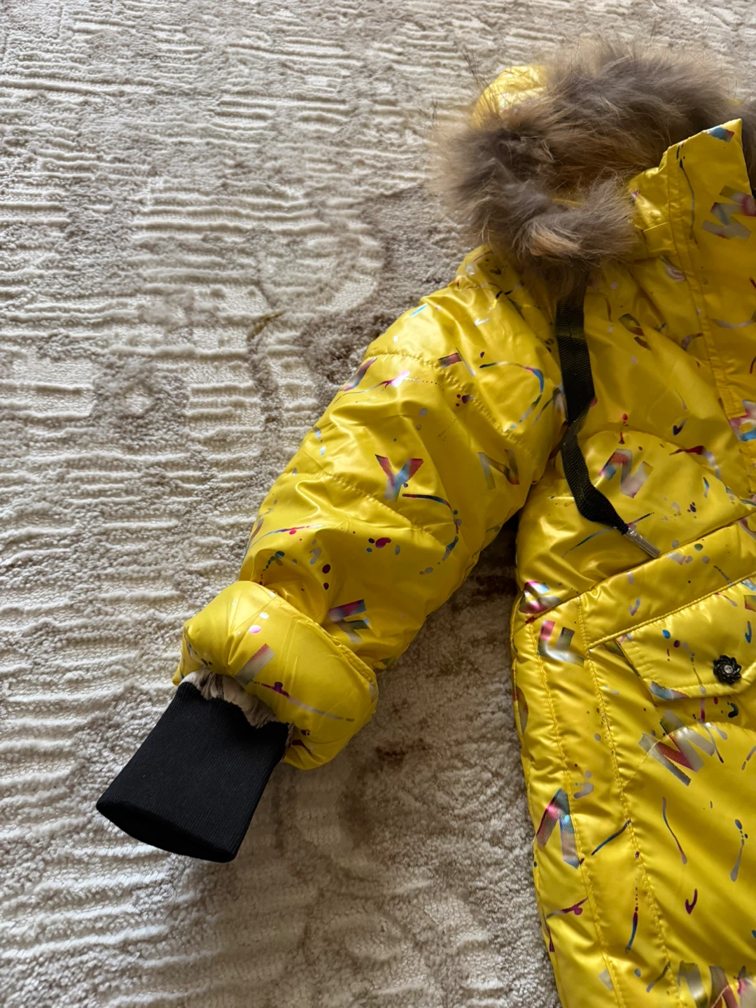 Yaxing Yellow Puffer Jacket with Fur Hood