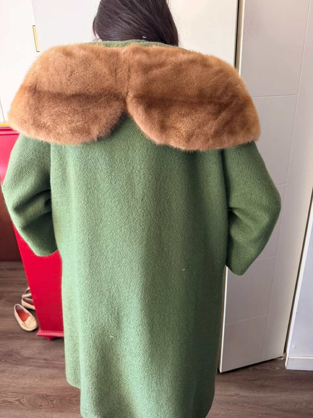Vintage Green Wool Coat with Fur Collar - photo 3