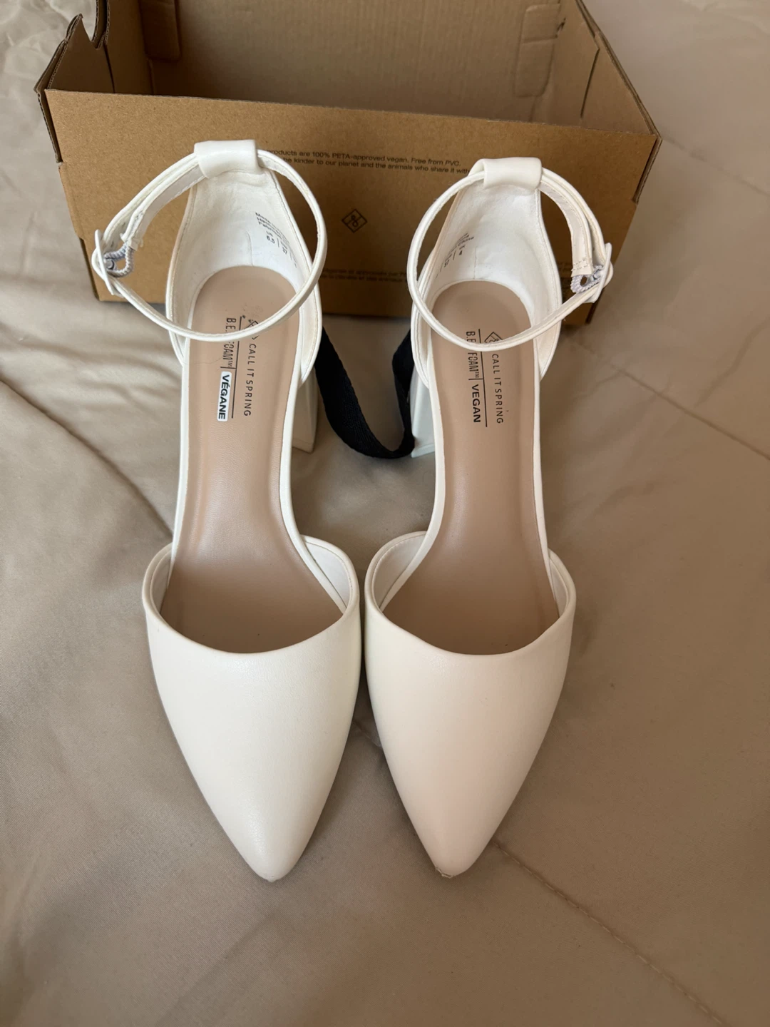 Souliers à talons Call It Spring blancs - photo 4