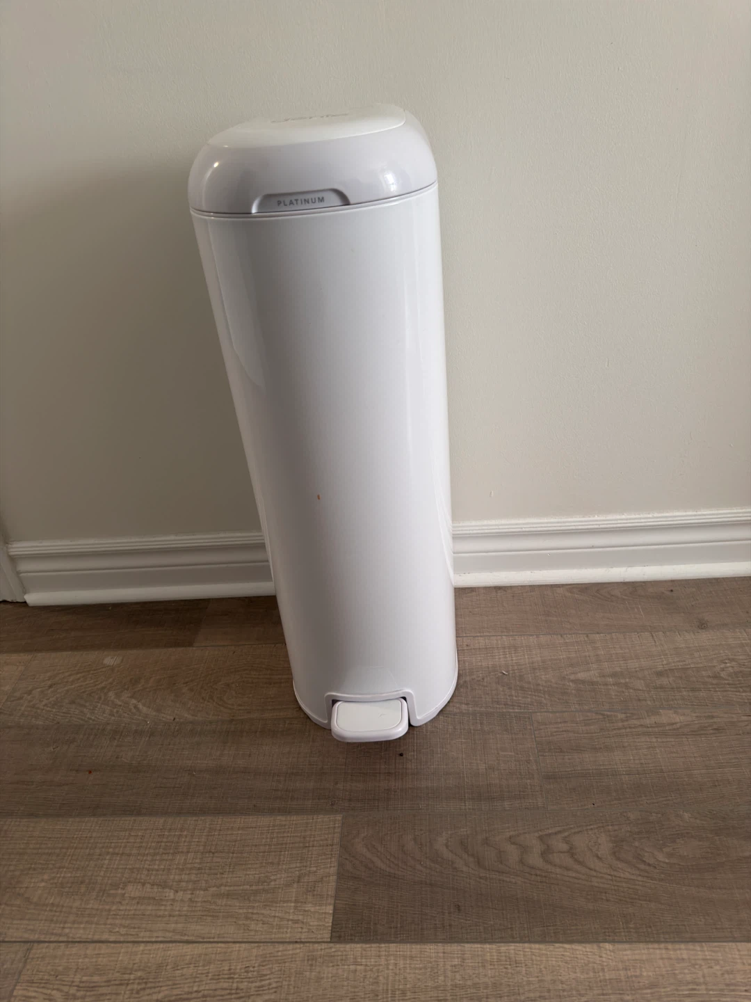 Diaper Genie Platinum Odour Lock Diaper Pail