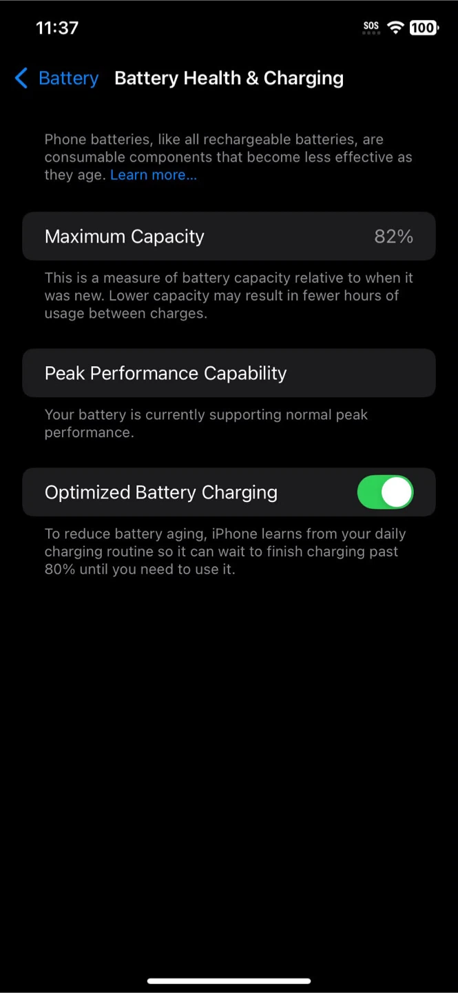 First come first serve Red IPhone XR - photo 3