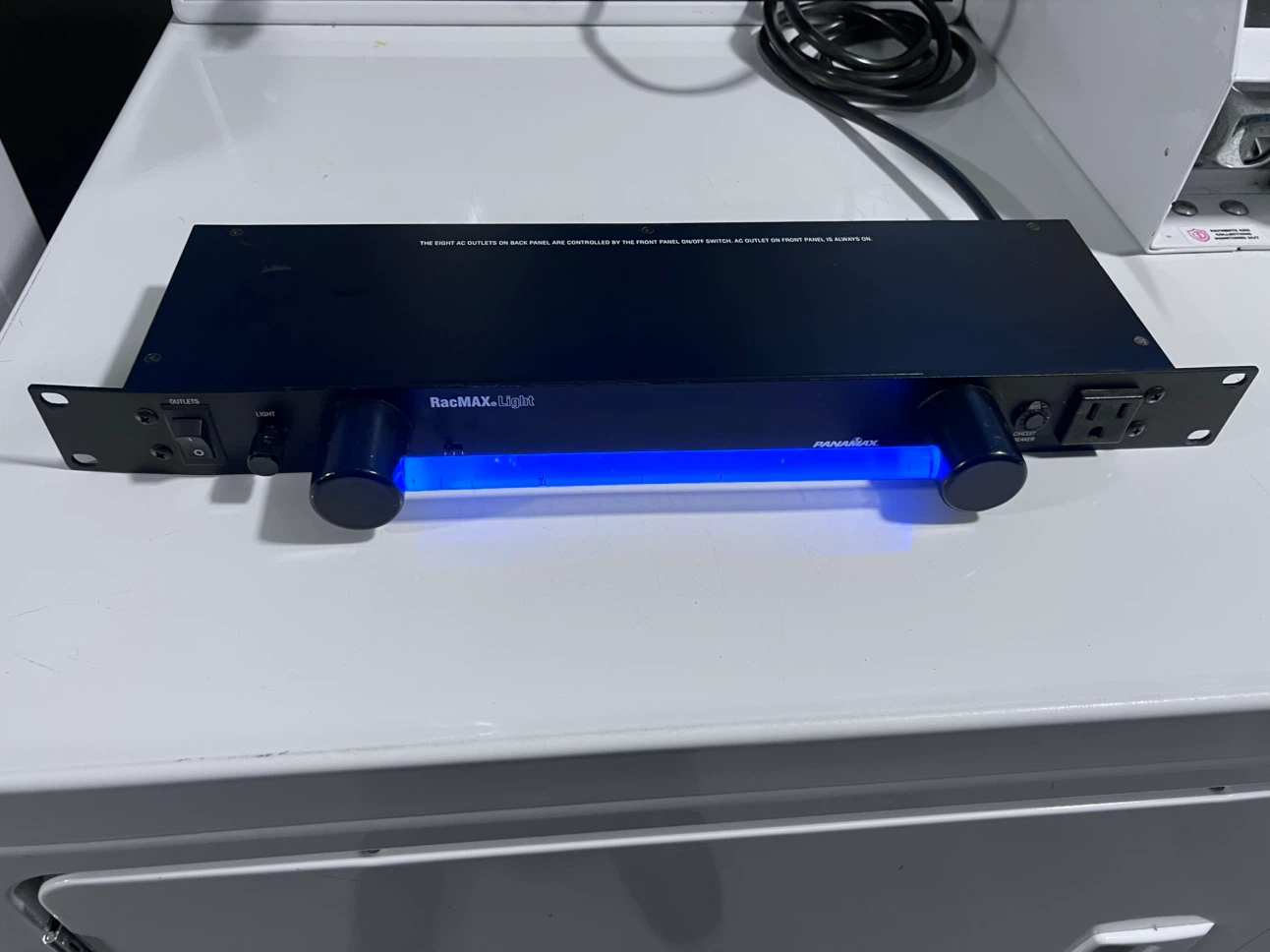 Panamax RacMAX Light RML200 Surge Suppressor