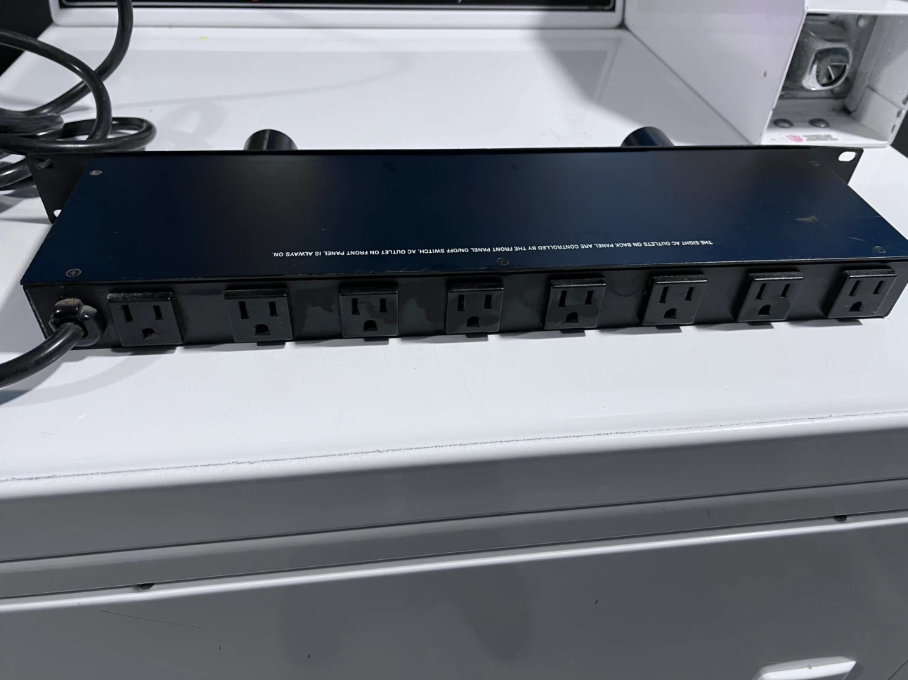 Panamax RacMAX Light RML200 Surge Suppressor - photo 4
