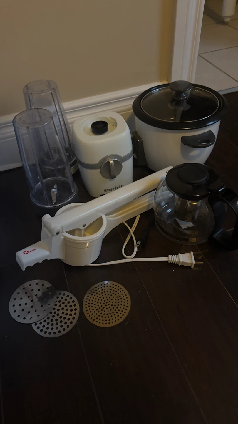 MOVING SALE – Everything Must Go! 📦