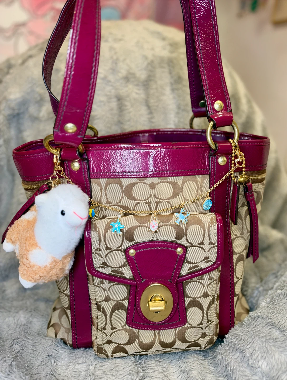Vintage Coach Legacy Signature Turnlock Tote Bag F12889