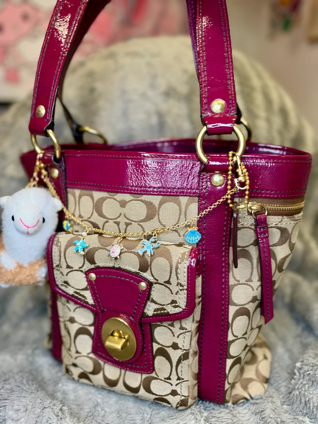 Vintage Coach Legacy Signature Turnlock Tote Bag F12889 - photo 3