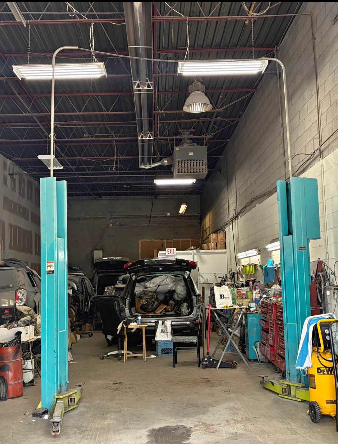 FORD SMITH 9000LBS HOIST