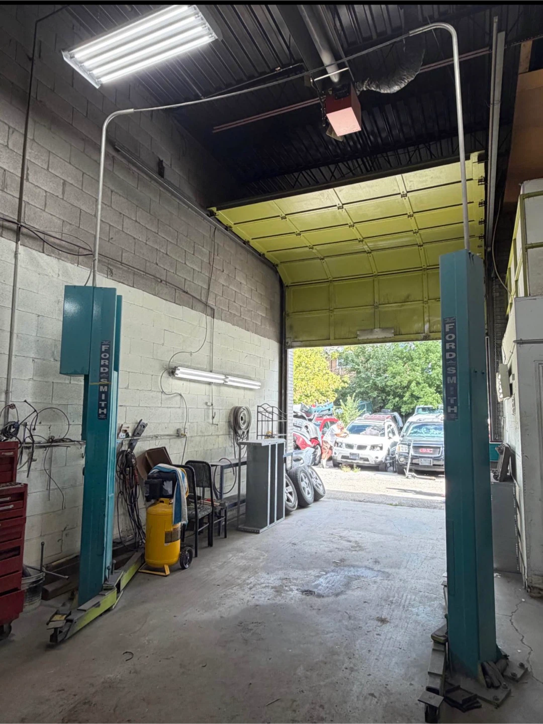 FORD SMITH 9000LBS HOIST - photo 2