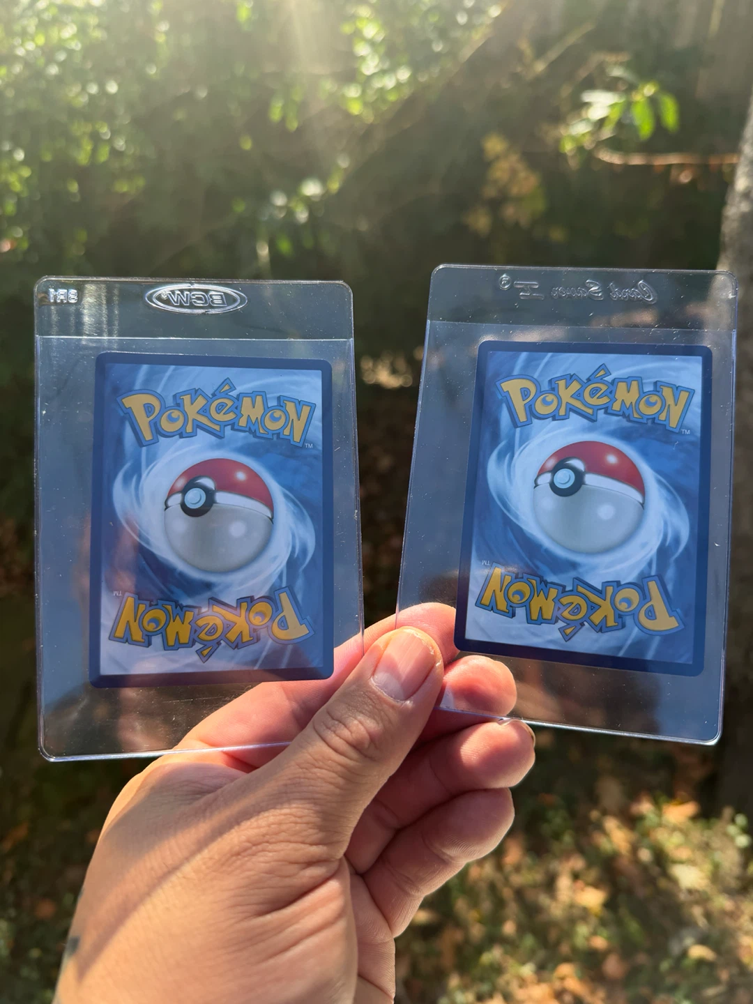 Two Mew Pokemon Cards RBGs. - photo 2