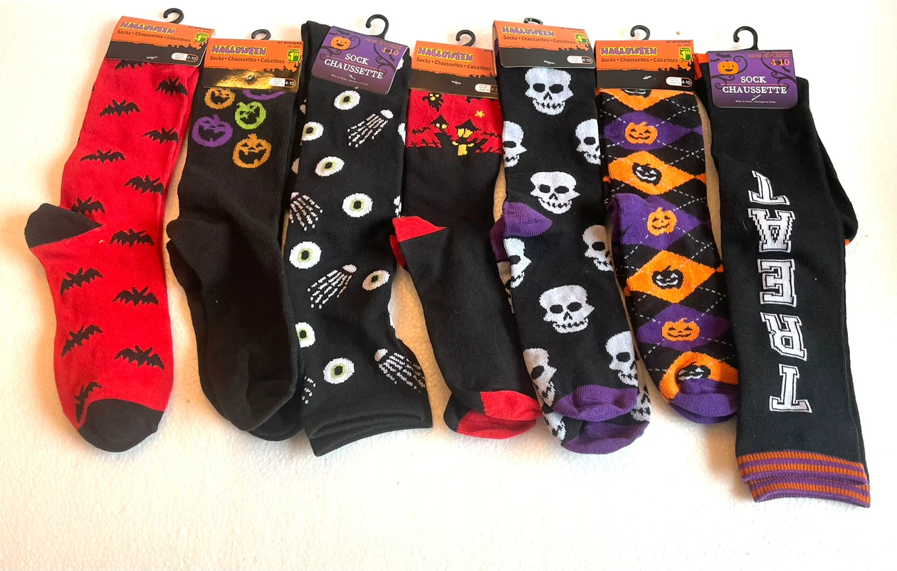7 Pair Halloween Adult Socks Size 6-11