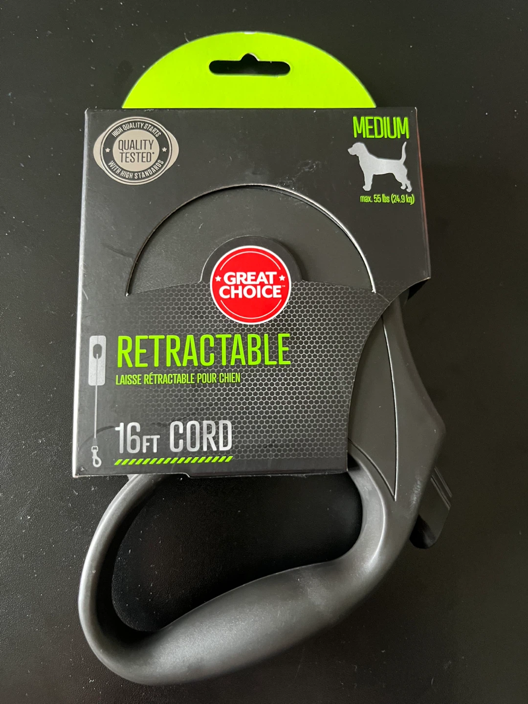 Brand new size medium  retractable dog leash