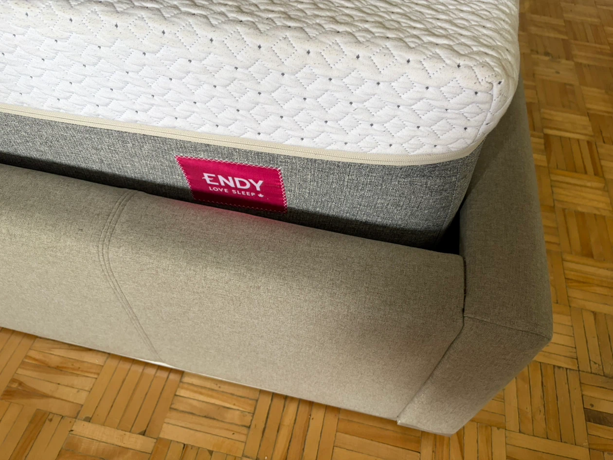 Upholstered Bed Frame and Endy mattress *Queen size - photo 2