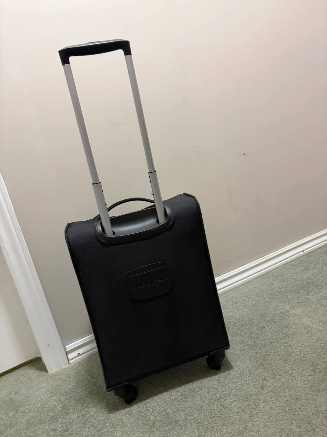 Swiss Gear Black Carry-On Luggage in good condition - photo 3