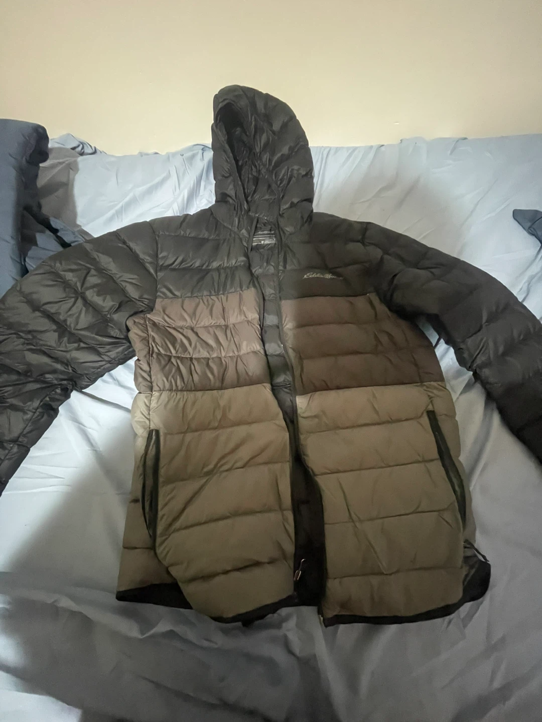 Eddie Bauer Men's Hooded Puffer Jacket