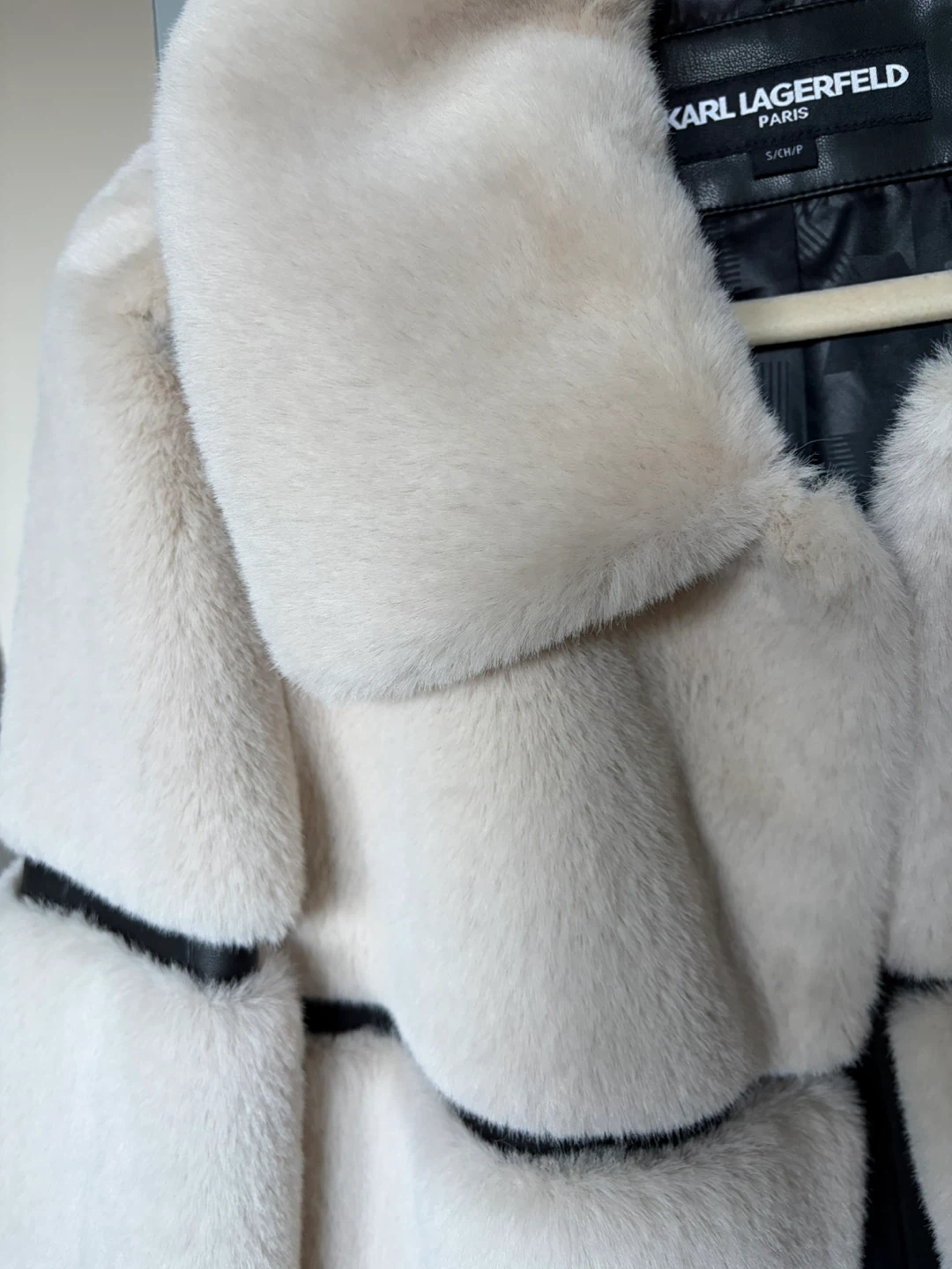 Karl Lagerfeld Paris Faux-Fur Coat - photo 2