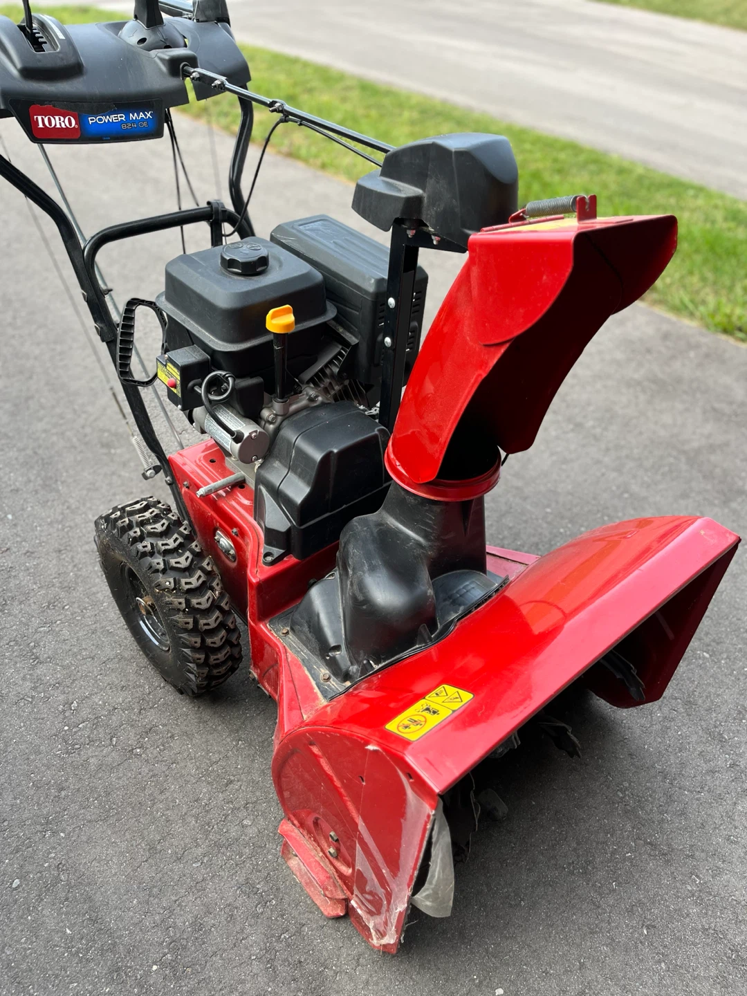 Toro Power Max 824 OE Snowblower - photo 3