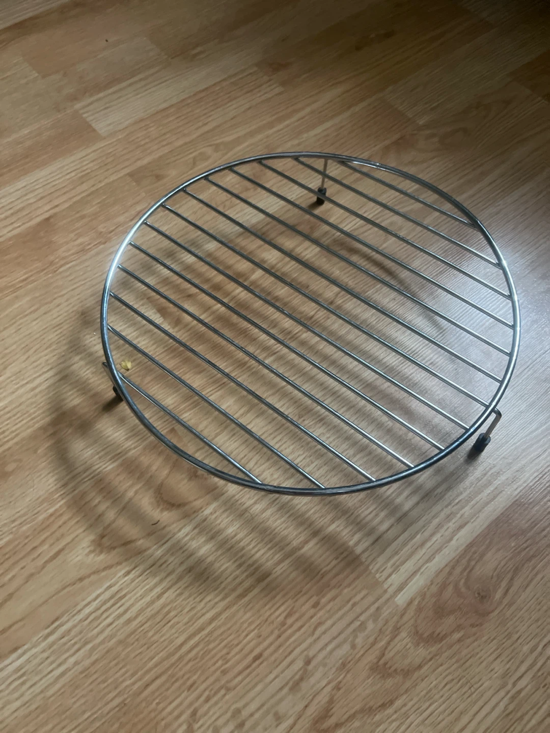 Circular Chrome Metal Cooling Rack