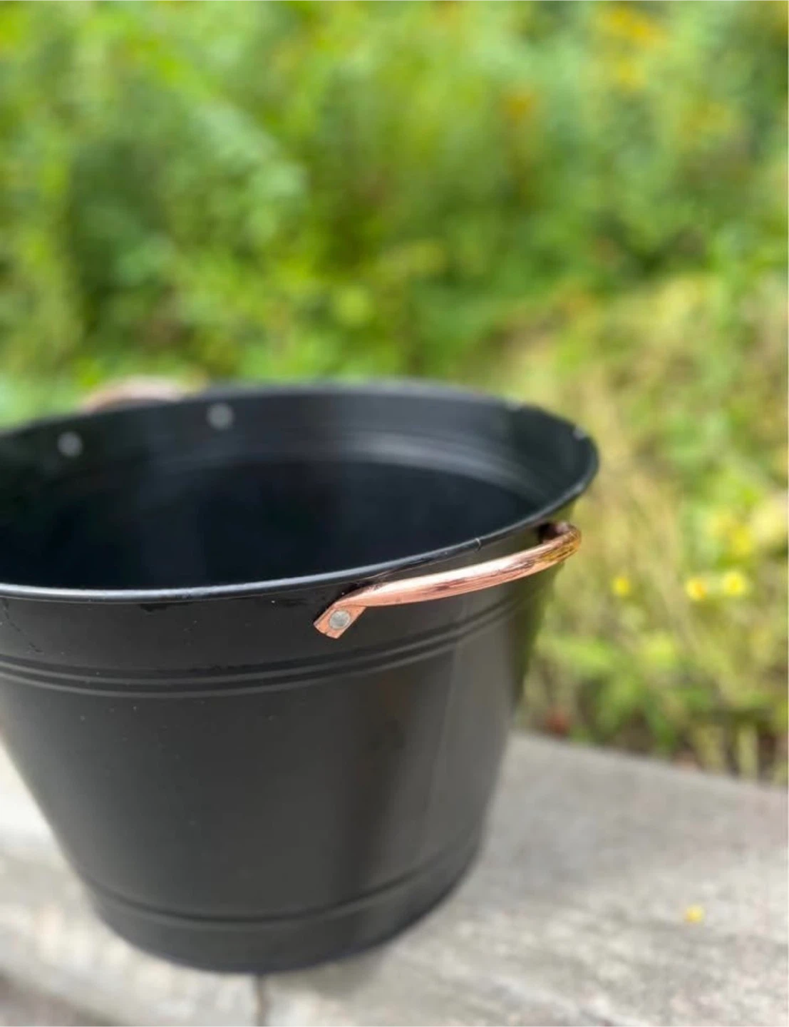 Black Metal Bucket with Copper Handles - photo 2